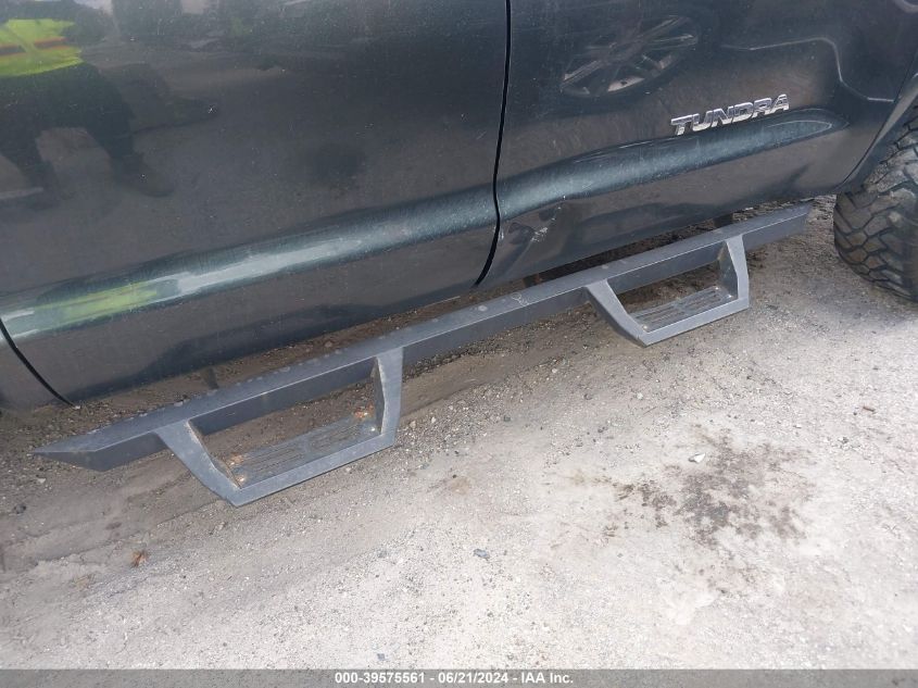 2007 Toyota Tundra Sr5 4.7L V8 VIN: 5TBBT54137S453027 Lot: 39575561