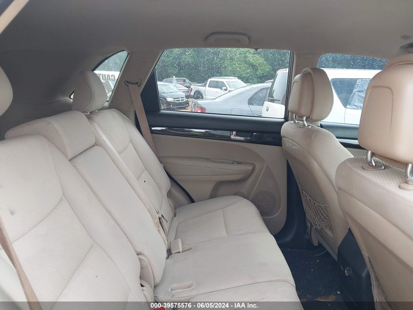 2011 Kia Sorento Lx VIN: 5XYKT3A17BG039013 Lot: 39575576