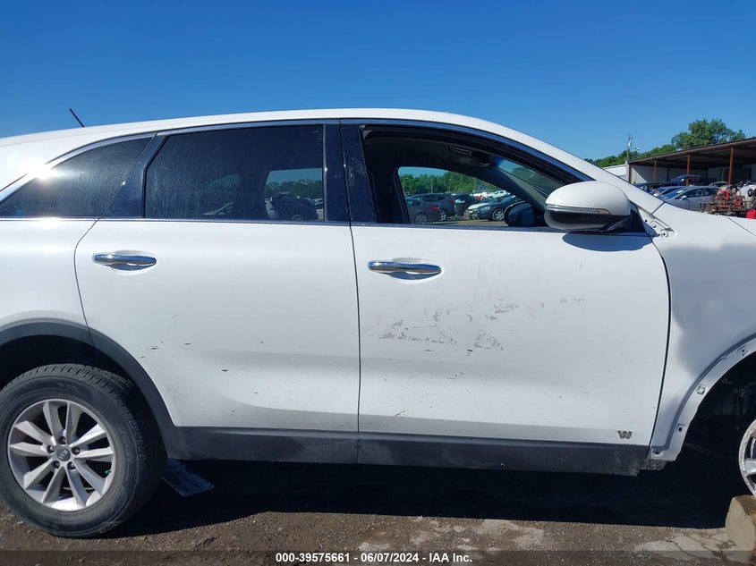 2019 Kia Sorento 2.4L Lx VIN: 5XYPGDA30KG461206 Lot: 39575661