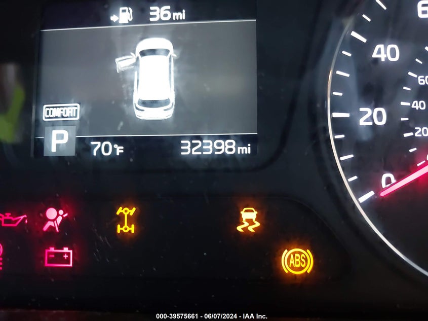 2019 Kia Sorento 2.4L Lx VIN: 5XYPGDA30KG461206 Lot: 39575661