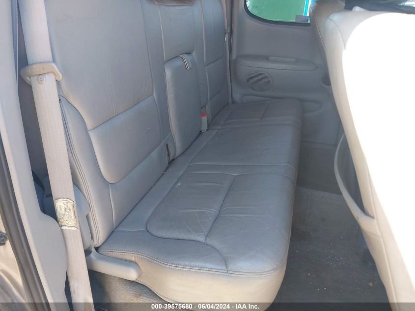 2000 Toyota Tundra Ltd V8 VIN: 5TBRT3816YS087675 Lot: 39575680