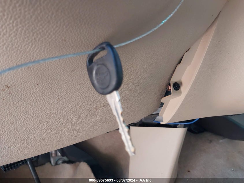 2007 Chevrolet Tahoe Ls VIN: 1GNFC13C77R300578 Lot: 39575693