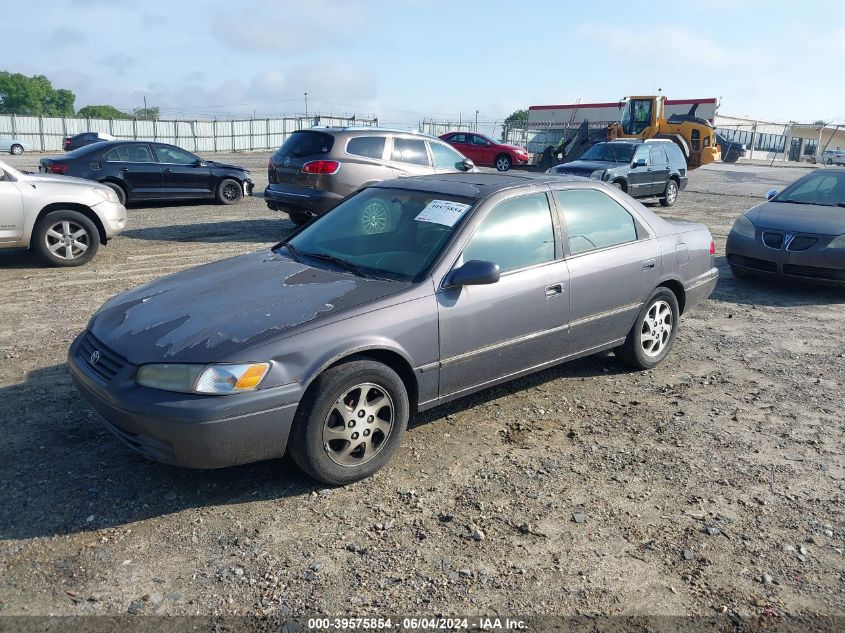 1998 Toyota Camry Xle V6 VIN: 4T1BF28K0WU052749 Lot: 39575854