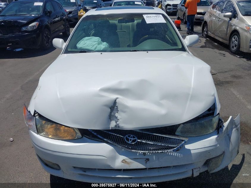 2001 Toyota Camry Solara Se V6 VIN: 2T1CF28P31C520421 Lot: 39575927