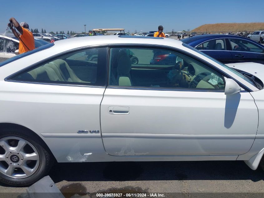 2001 Toyota Camry Solara Se V6 VIN: 2T1CF28P31C520421 Lot: 39575927