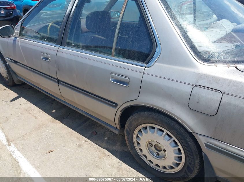 1992 Honda Accord Ex VIN: 1HGCB7574NA089774 Lot: 39575967