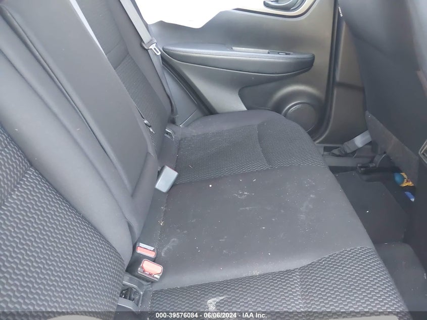 2019 Nissan Rogue Sport S VIN: JN1BJ1CP2KW210591 Lot: 39576084