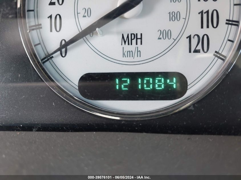 2004 Chrysler 300M VIN: 2C3HE66G64H681220 Lot: 39576101