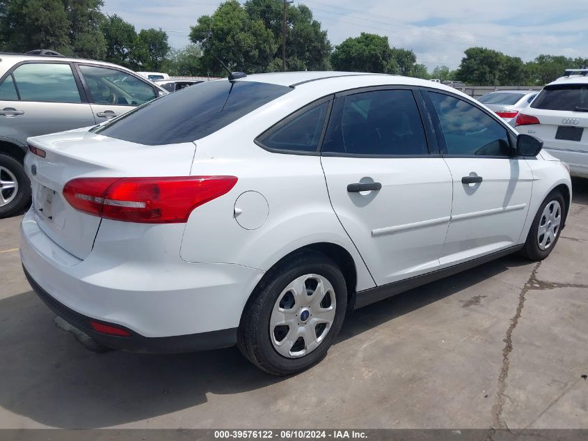 2017 Ford Focus S VIN: 1FADP3E23HL283826 Lot: 39576122