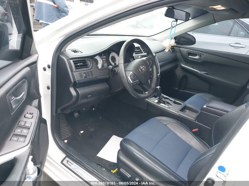 2016 Toyota Camry Se VIN: 4T1BF1FK0GU548519 Lot: 39576163