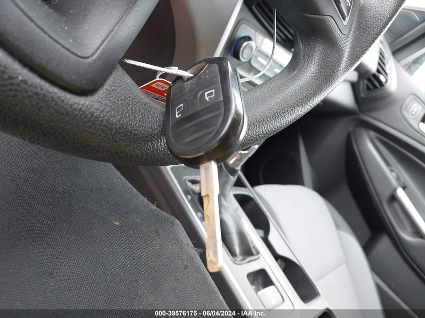 2017 Ford Escape Se VIN: 1FMCU9G90HUD55051 Lot: 39576175