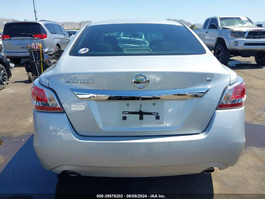 2015 Nissan Altima 2.5 S VIN: 1N4AL3AP2FN334332 Lot: 39576202