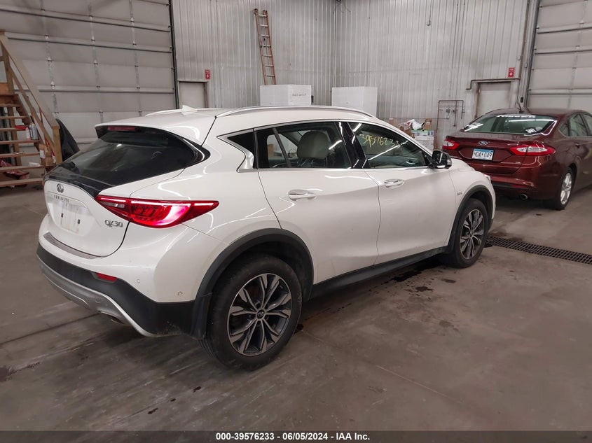 2017 Infiniti Qx30 Premium VIN: SJKCH5CR2HA024154 Lot: 39576233