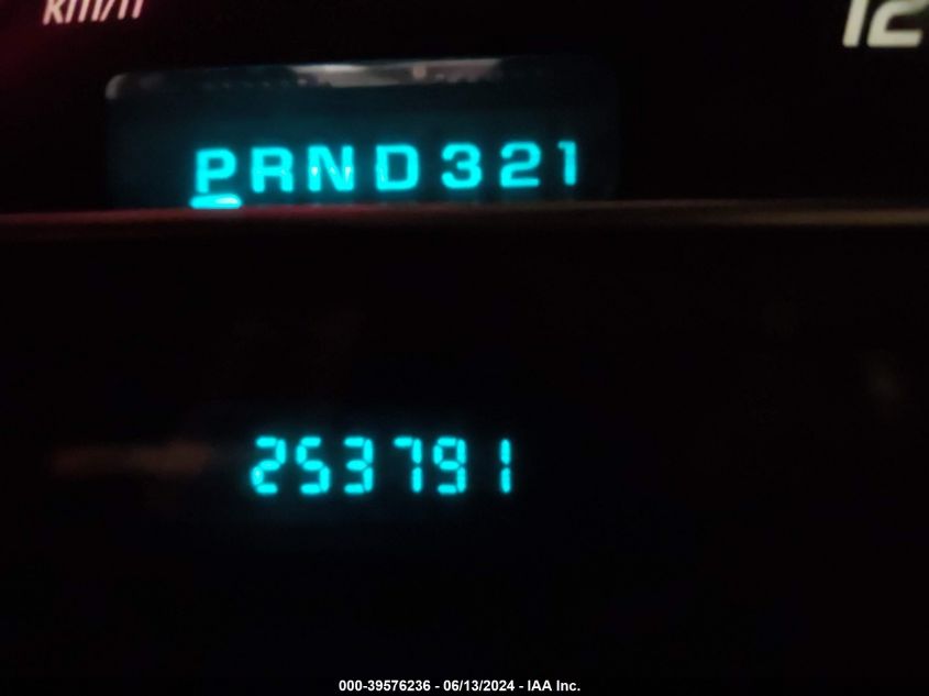 2005 GMC Envoy Sle VIN: 1GKDS13SX52312745 Lot: 39576236