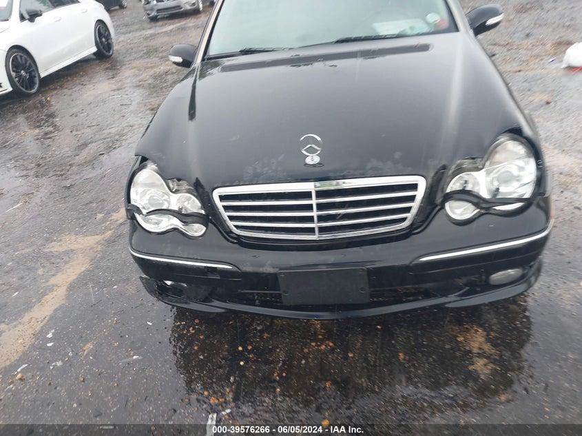 2007 Mercedes-Benz C 230 Sport VIN: WDBRF52HX7F870091 Lot: 39576266
