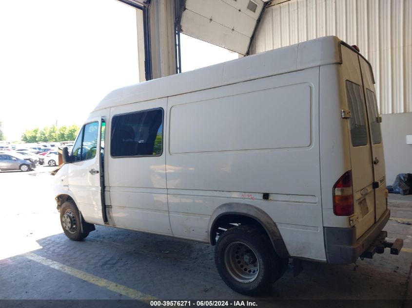 2003 Dodge Sprinter Van 3500 VIN: WD2YD442235482728 Lot: 39576271