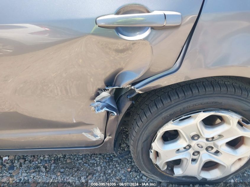 2011 Ford Fusion Se VIN: 3FAHP0HA1BR315572 Lot: 39576305