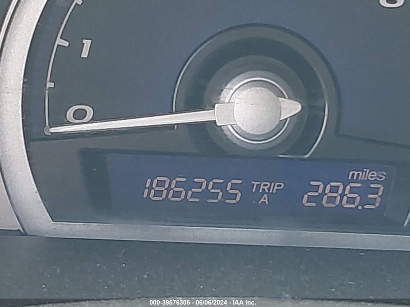 2008 Honda Civic Lx VIN: 2HGFG12678H574942 Lot: 39576306