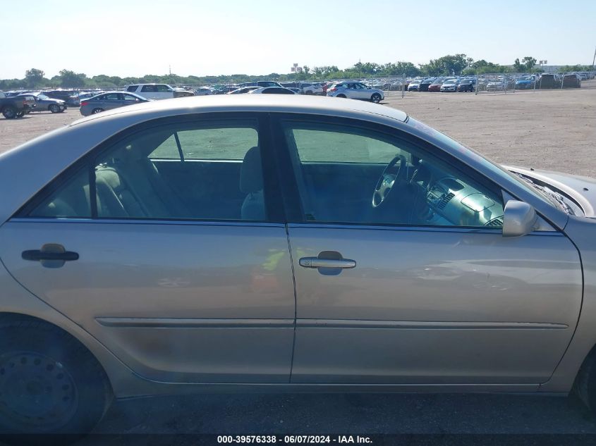 2003 Toyota Camry Le VIN: 4T1BE32K33U198138 Lot: 39576338