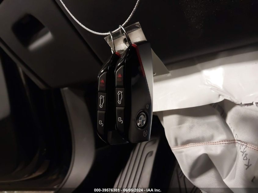 2025 BMW X5 xDrive40I VIN: 5UX23EU06S9W44915 Lot: 39576381