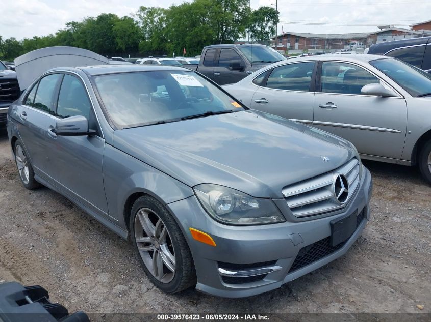 2013 Mercedes-Benz C 300 Luxury 4Matic/Sport 4Matic VIN: WDDGF8AB3DR289068 Lot: 39576423