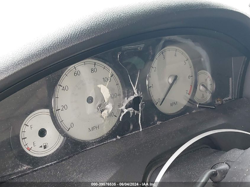 2005 Chrysler 300 Touring VIN: 2C3JA53G15H118928 Lot: 39576535