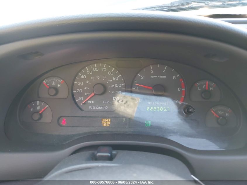 2001 Ford Mustang VIN: 1FAFP40431F125904 Lot: 39576606