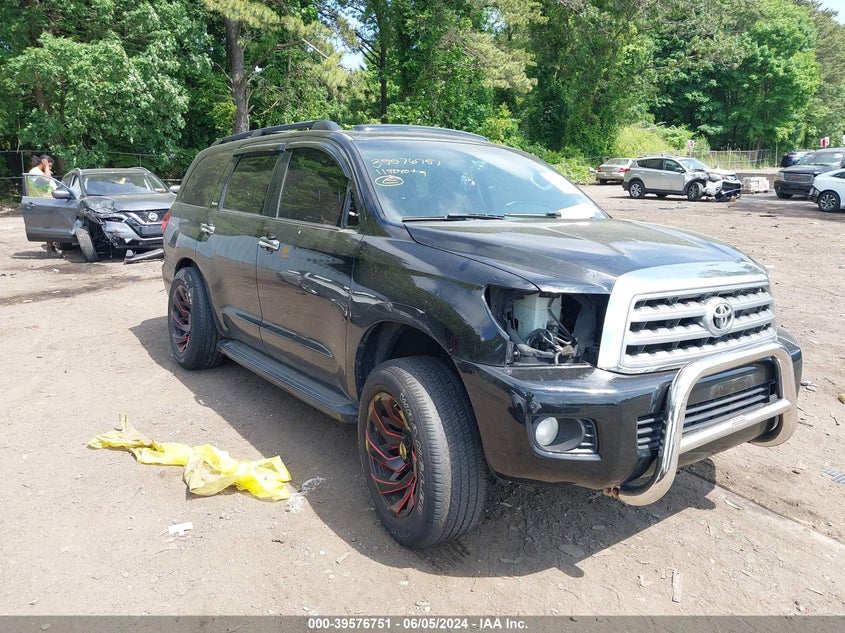 2011 Toyota Sequoia Platinum 5.7L V8 VIN: 5TDDW5G14BS050640 Lot: 39576751