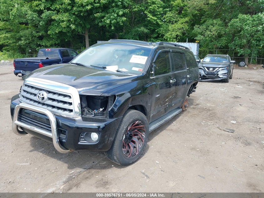2011 Toyota Sequoia Platinum 5.7L V8 VIN: 5TDDW5G14BS050640 Lot: 39576751