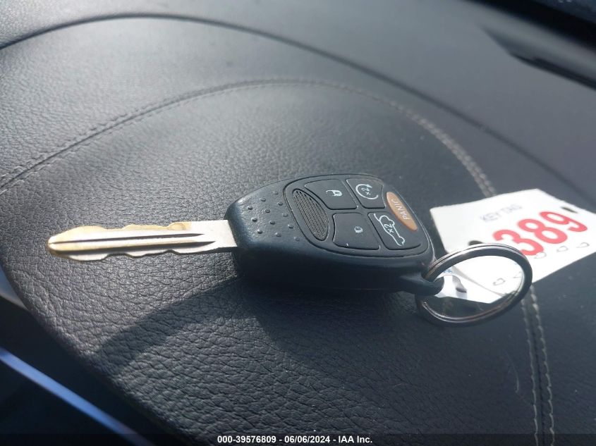 2011 Dodge Avenger Lux VIN: 1B3BD2FB2BN587245 Lot: 39576809