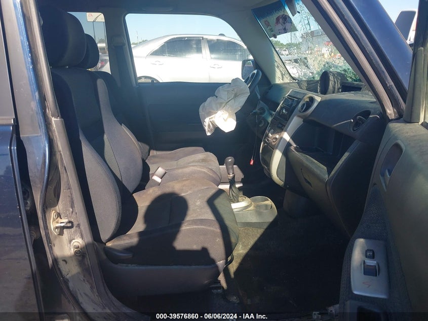 2006 Scion Xb VIN: JTLKT334664105177 Lot: 39576860