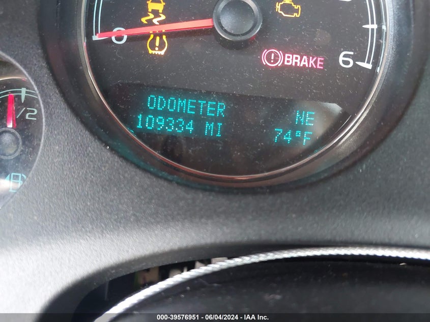 2014 Chevrolet Tahoe Lt VIN: 1GNSKBE00ER148022 Lot: 39576951