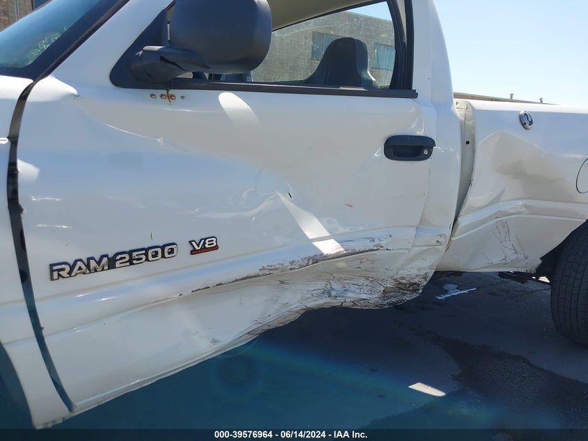 2001 Dodge Ram 2500 St VIN: 3B7KC26ZX1M550435 Lot: 39576964