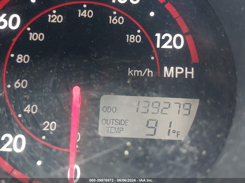 2007 Toyota Matrix VIN: 2T1KR32E37C647727 Lot: 39576972