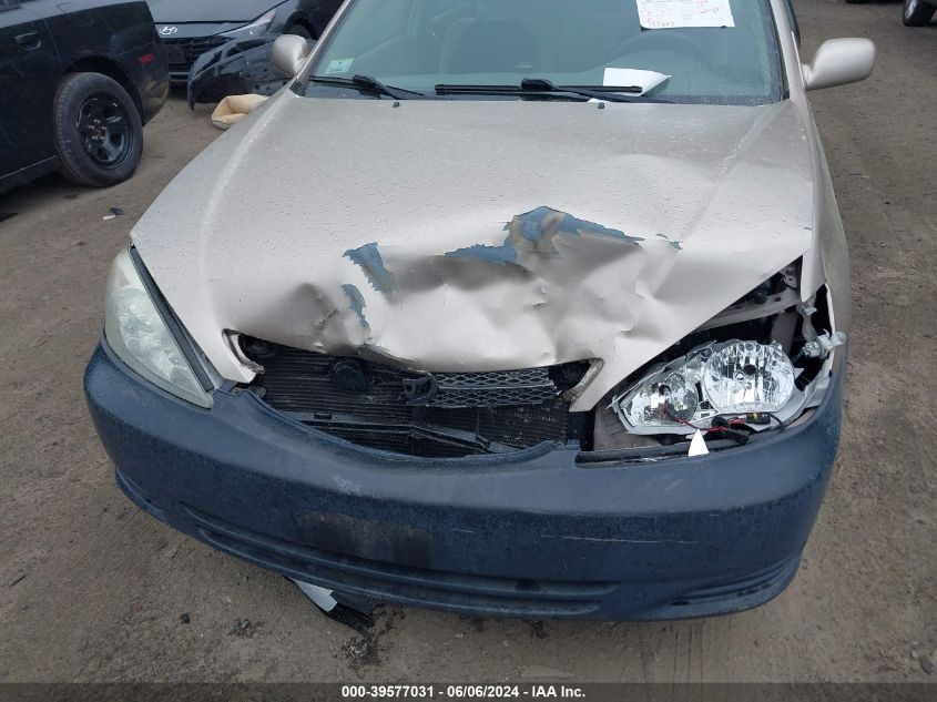 2004 Toyota Camry Le VIN: 4T1BE32K94U855235 Lot: 39577031