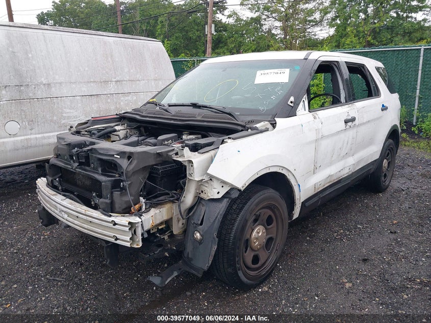 2016 FORD EXPLORER VIN: 1FM5K8AR1GGC42353