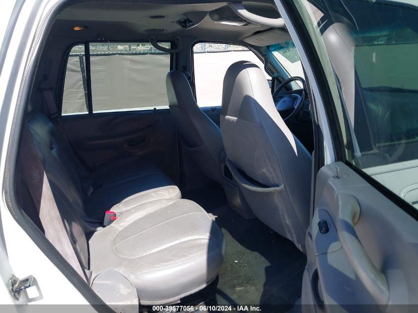 2000 Ford Expedition Xlt VIN: 1FMPU16L8YLB45593 Lot: 39577056