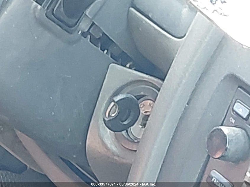 2002 Hyundai Santa Fe Gls/Lx VIN: KM8SC13DX2U177456 Lot: 39577071