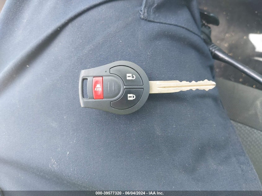 2015 Nissan Rogue Select S VIN: JN8AS5MT7FW657551 Lot: 39577320