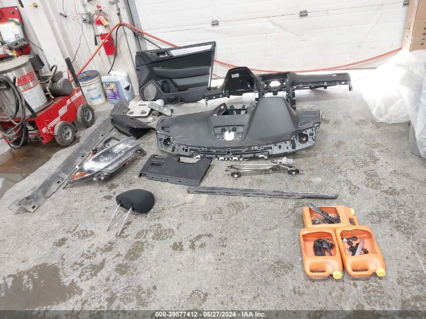 2018 Subaru Outback 2.5I Premium VIN: 4S4BSAHC8J3356912 Lot: 39577412