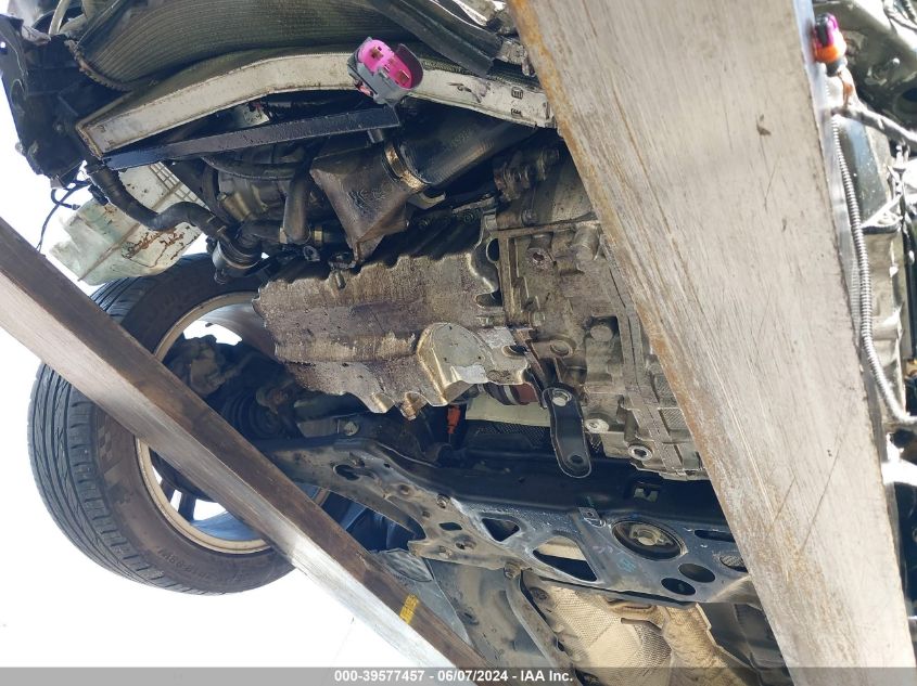 2013 Volkswagen Passat 2.0L Tdi Se VIN: 1VWBN7A39DC057729 Lot: 39577457