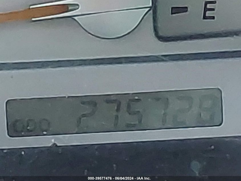 2004 Toyota Camry Se V6 VIN: 4T1BA32K74U502925 Lot: 39577476