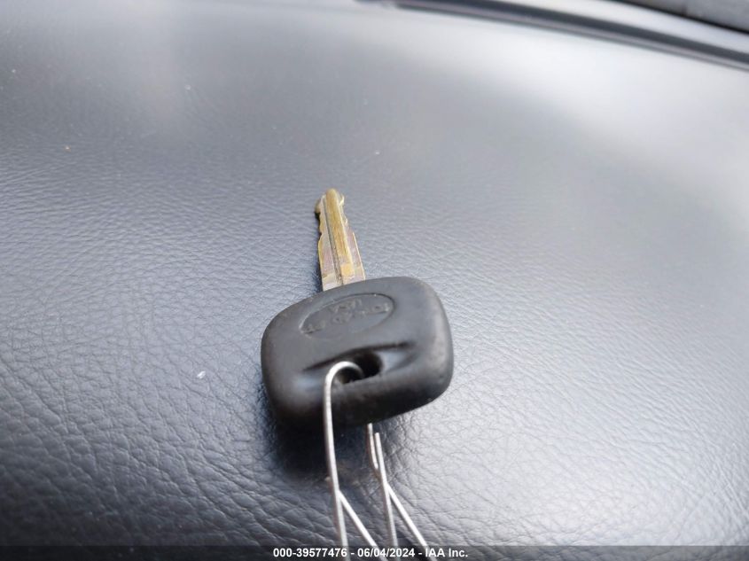 2004 Toyota Camry Se V6 VIN: 4T1BA32K74U502925 Lot: 39577476