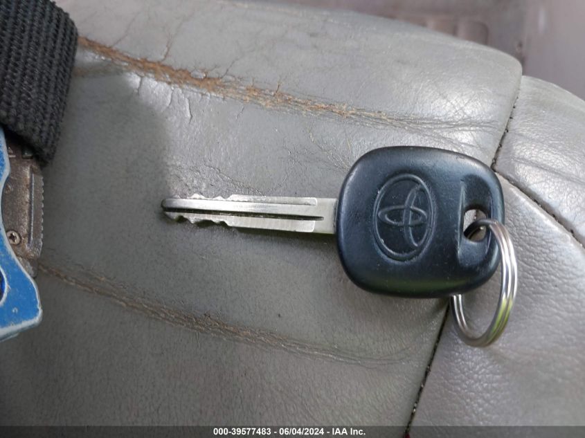 2004 Toyota Sienna Xle VIN: 5TDZA22C44S215164 Lot: 39577483