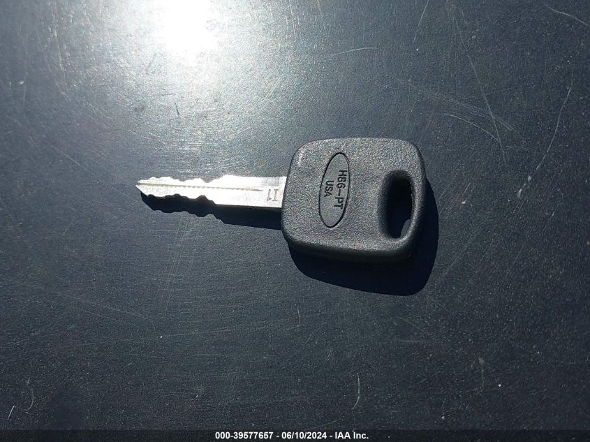 2004 Ford Escape Xlt VIN: 1FMYU03134KB38150 Lot: 39577657