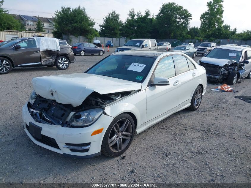 2012 Mercedes-Benz C 300 Luxury 4Matic/Sport 4Matic VIN: WDDGF8BB9CA707340 Lot: 39577707