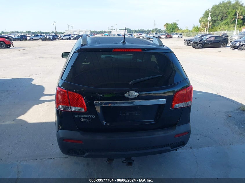 2011 Kia Sorento Lx V6 VIN: 5XYKT4A28BG164665 Lot: 39577784