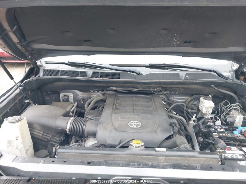 2016 TOYOTA TUNDRA SR5 5.7L V8 - 5TFUY5F15GX550948