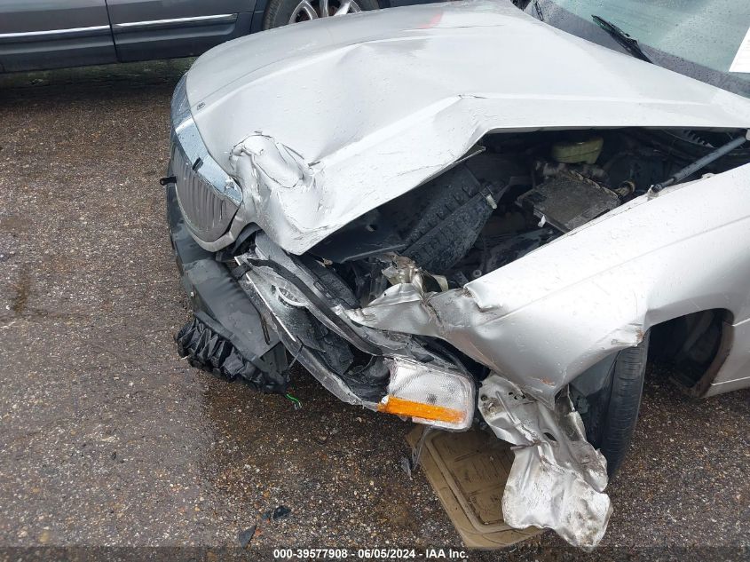 2005 Lincoln Town Car Signature VIN: 1LNHM81W15Y634432 Lot: 39577908