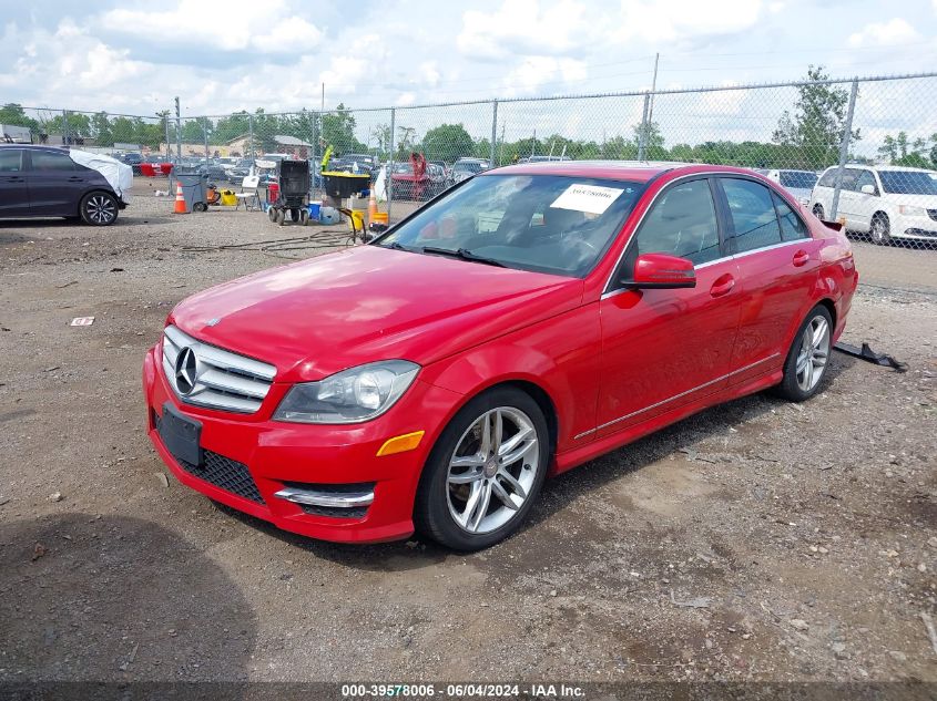 2012 Mercedes-Benz C 300 Luxury 4Matic/Sport 4Matic VIN: WDDGF8BB0CA719828 Lot: 39578006